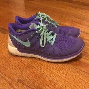 Nike free 5.0 running shoe